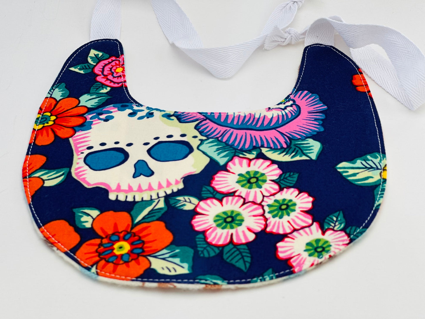 Bib - STRING - Calaveras y Flores