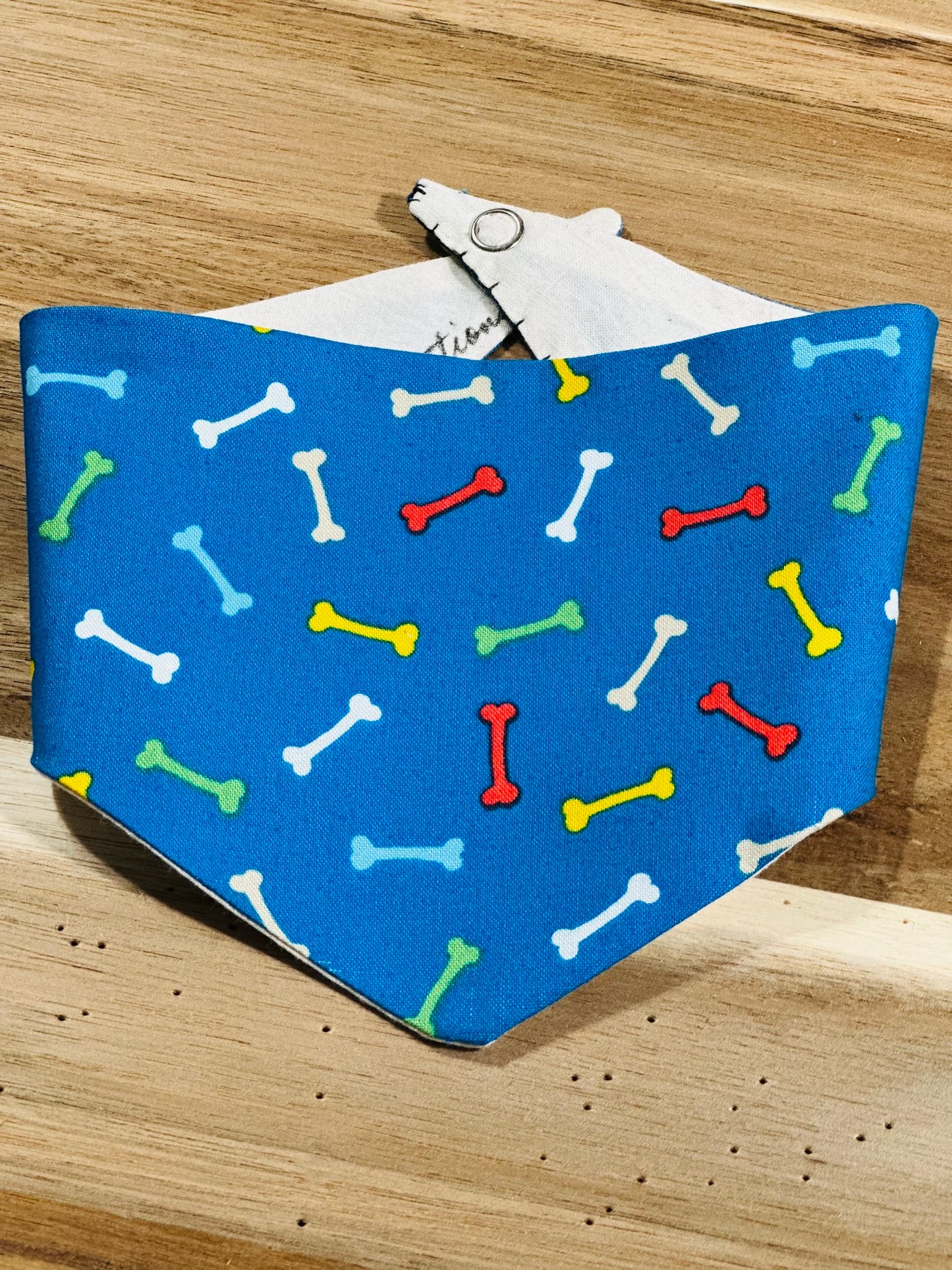 Doggy Hankie - Doggy Bones (Small / Extra Small)