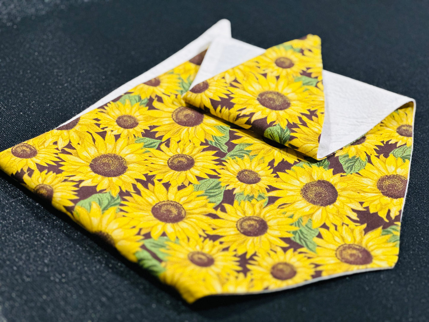 Doggy Hankie - Flowers (Large)