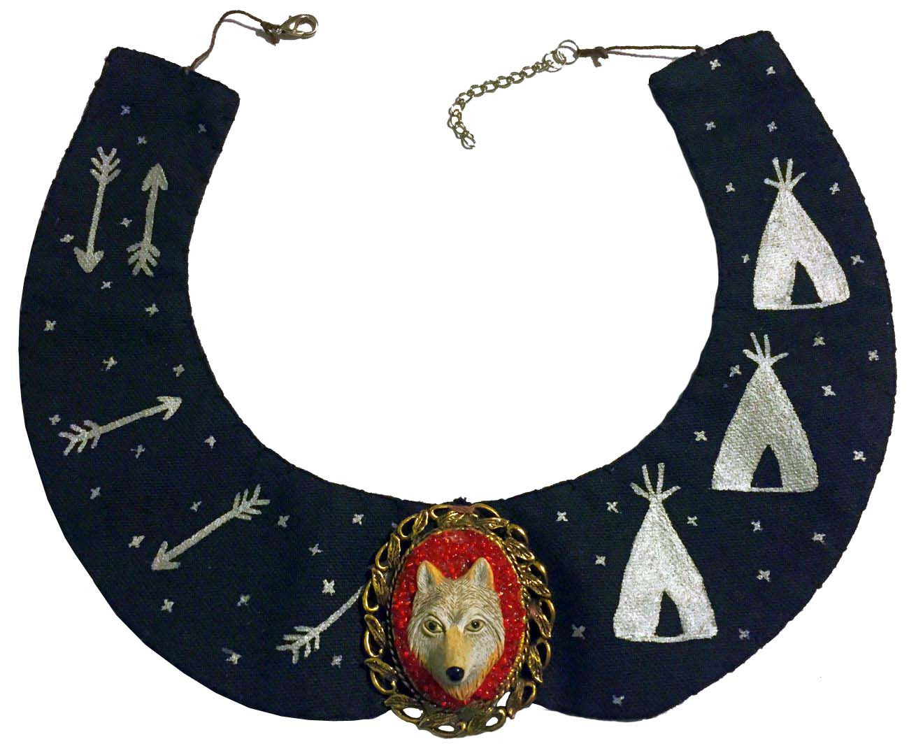 Peter Pan Collar - Wolf