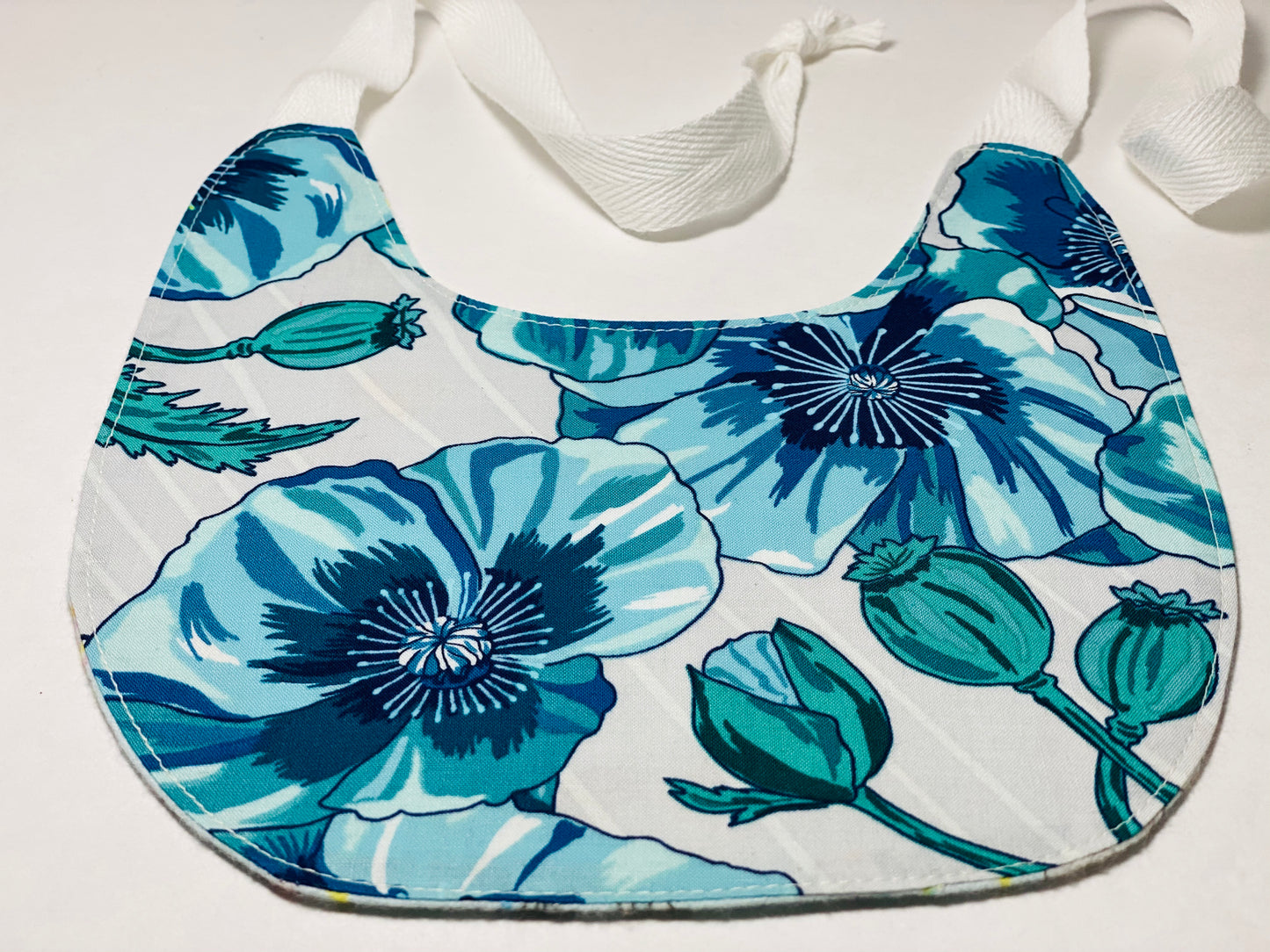 Bib - STRING - Poppy Flowers