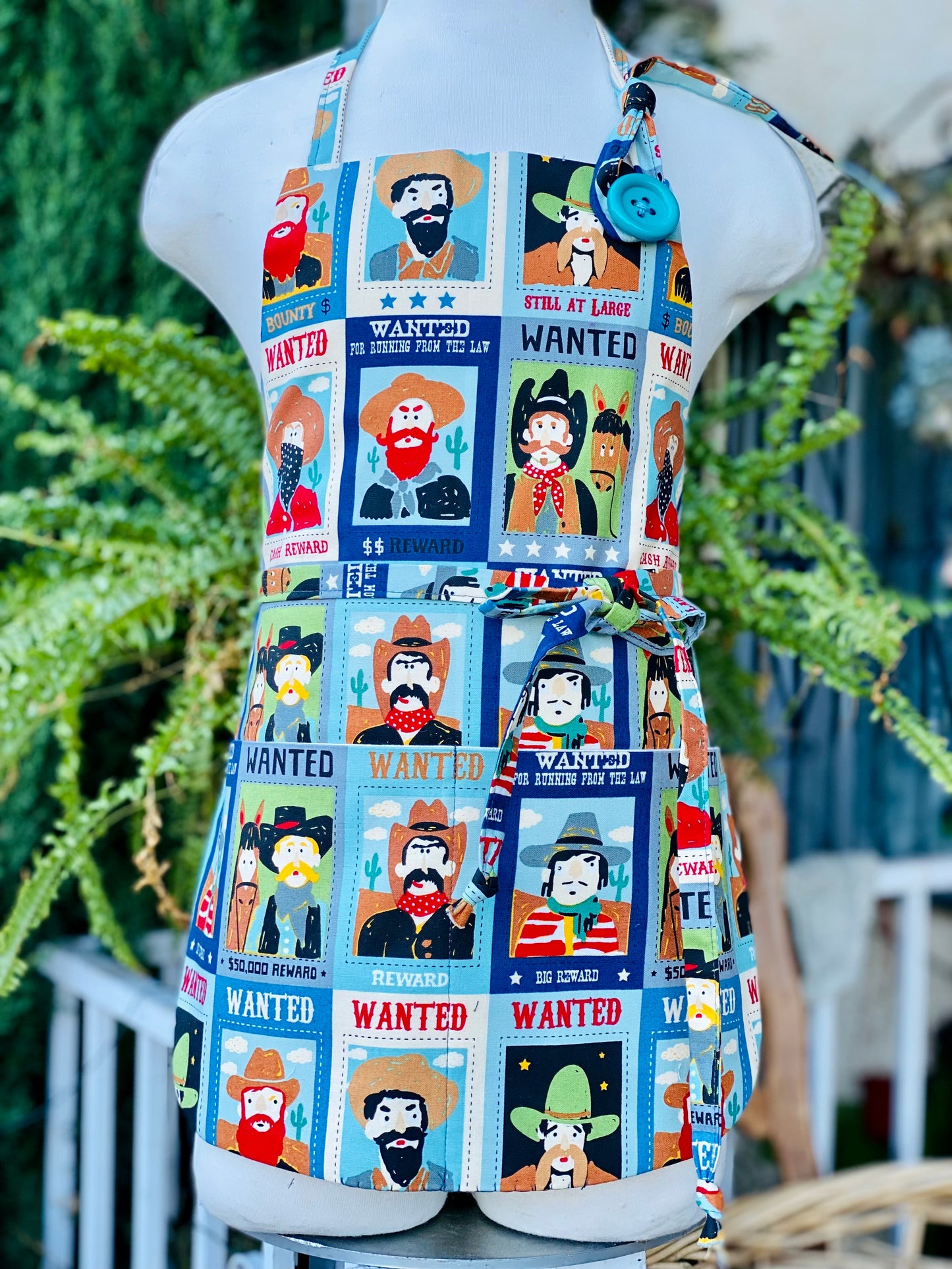 Apron (Kids) - Wanted Cowboys
