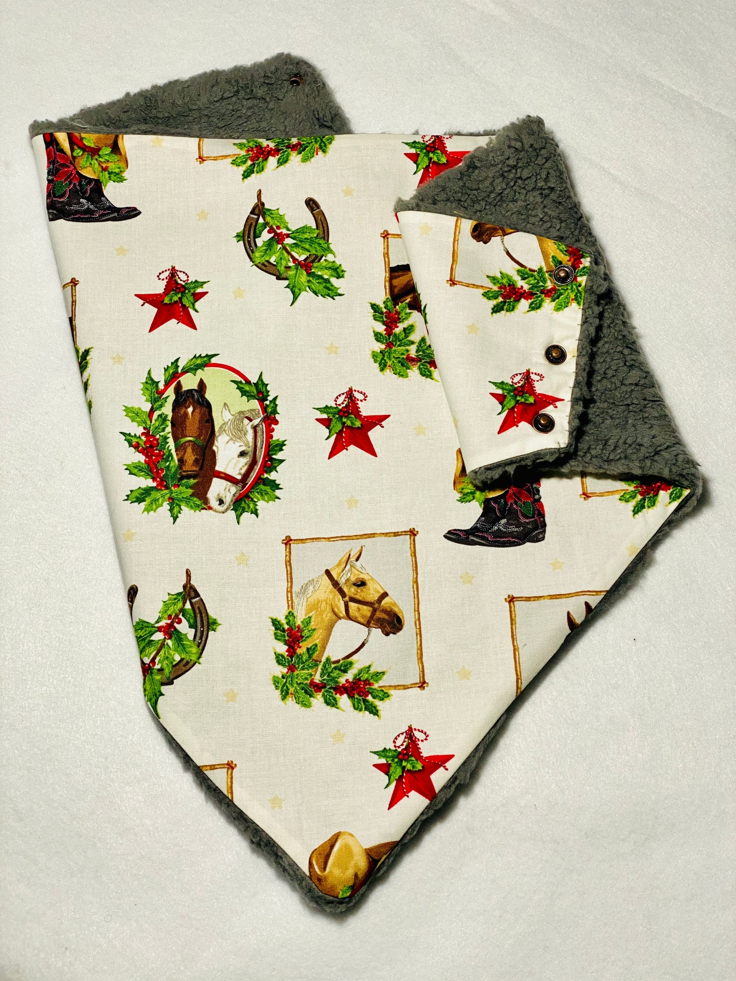 Scarfdana (Adult) - XMAS Horses