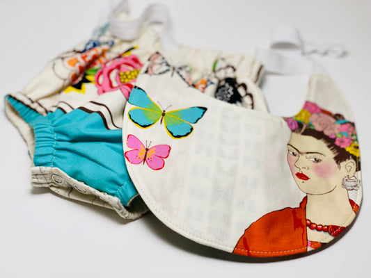 Bib & Bloomer Set - Frida & Butterflies