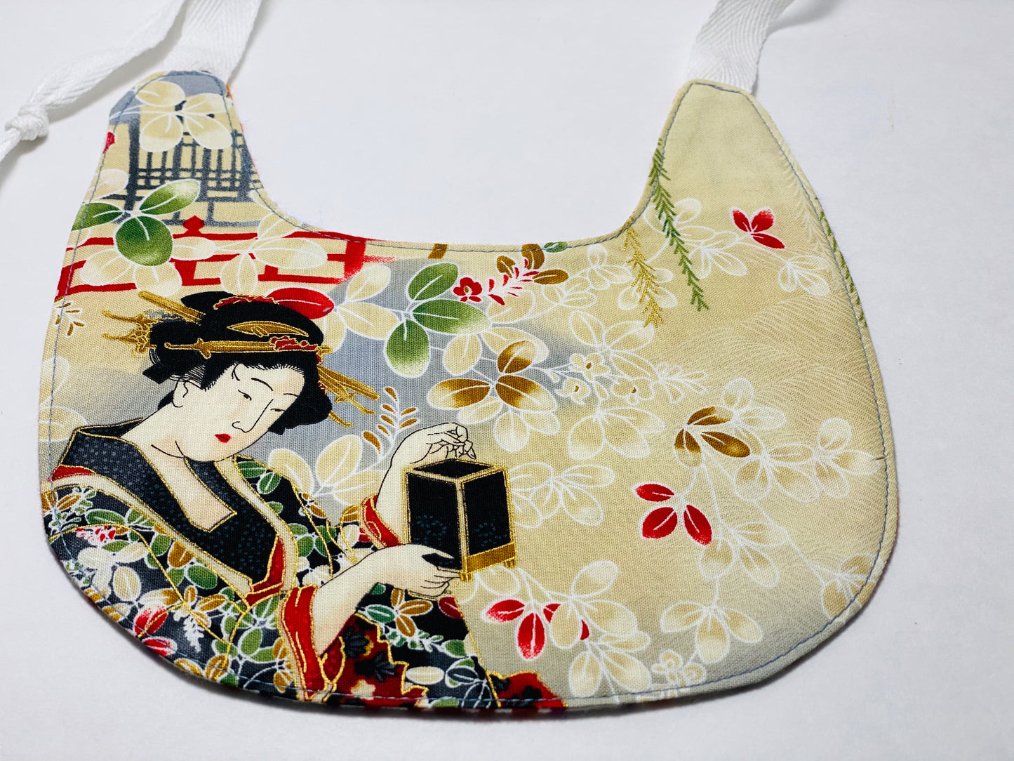Bib - STRING - Japanese Lantern