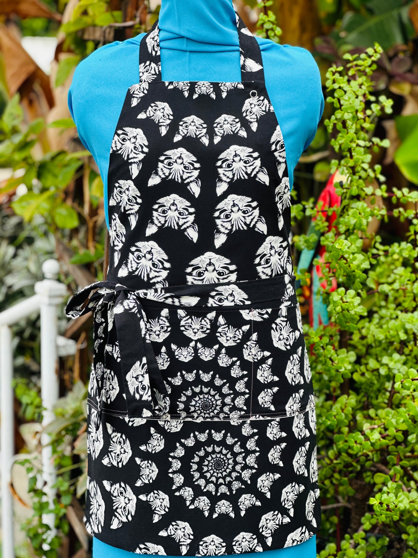 Little Women Apron - Los Gatos