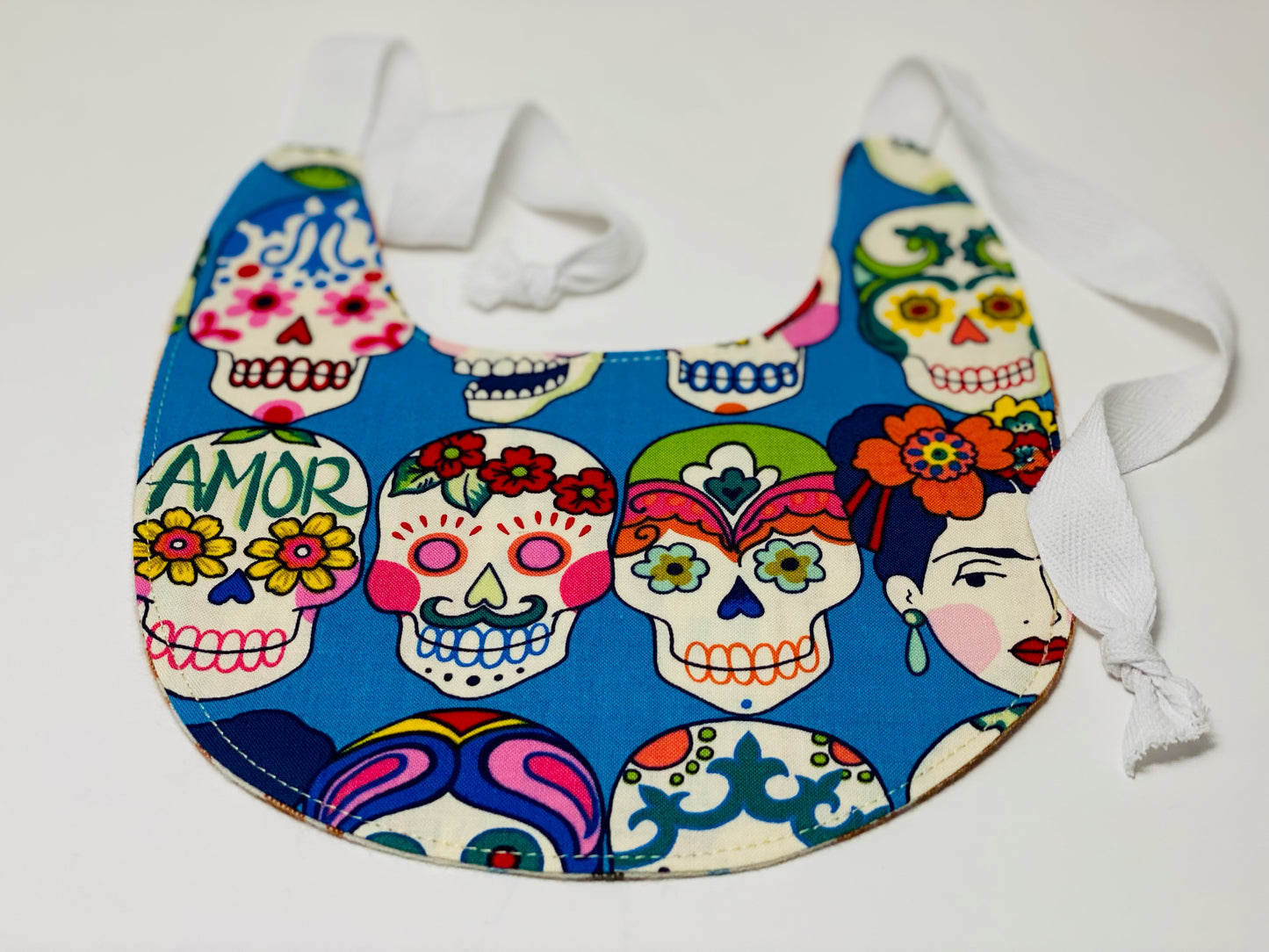 Bib & Bloomer Set - Frida & Skulls