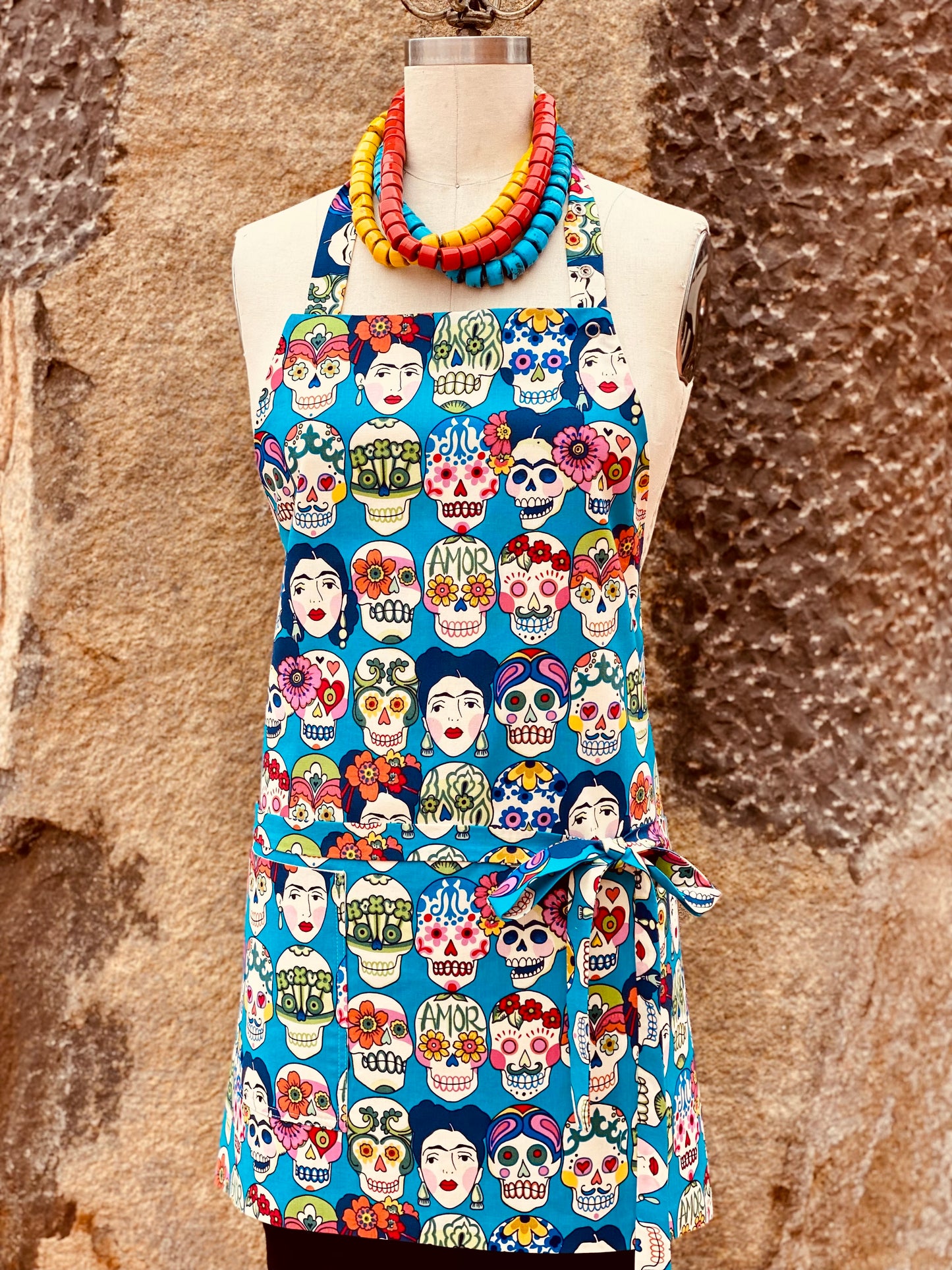 Apron - Frida & Skulls