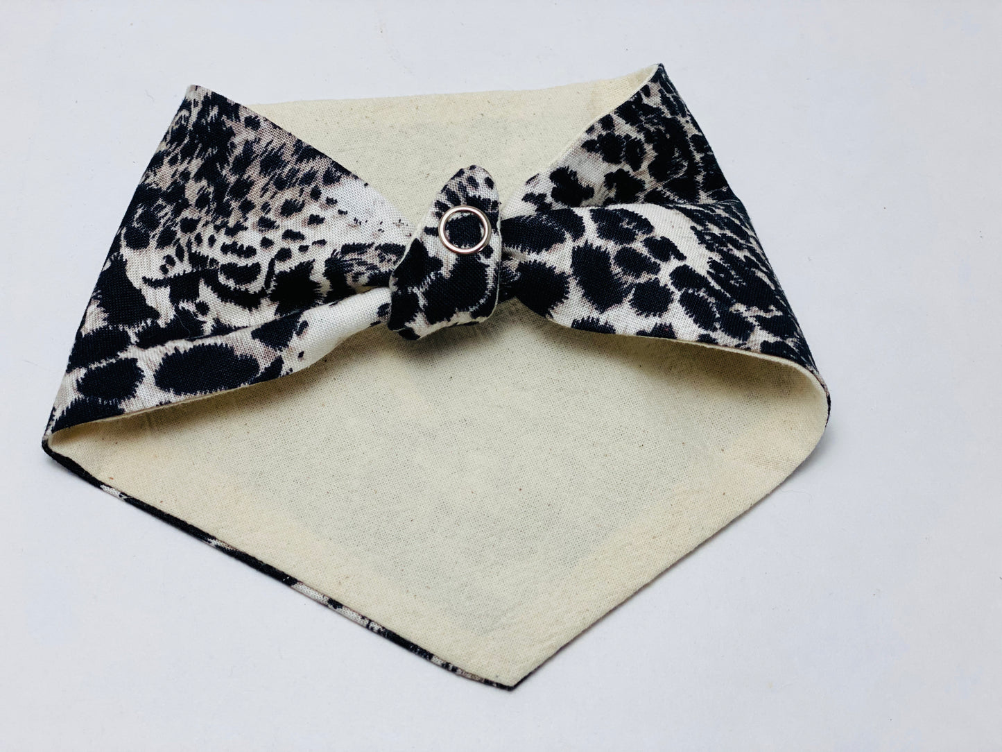 Doggy Hankie - Balam (Small / Extra Small)