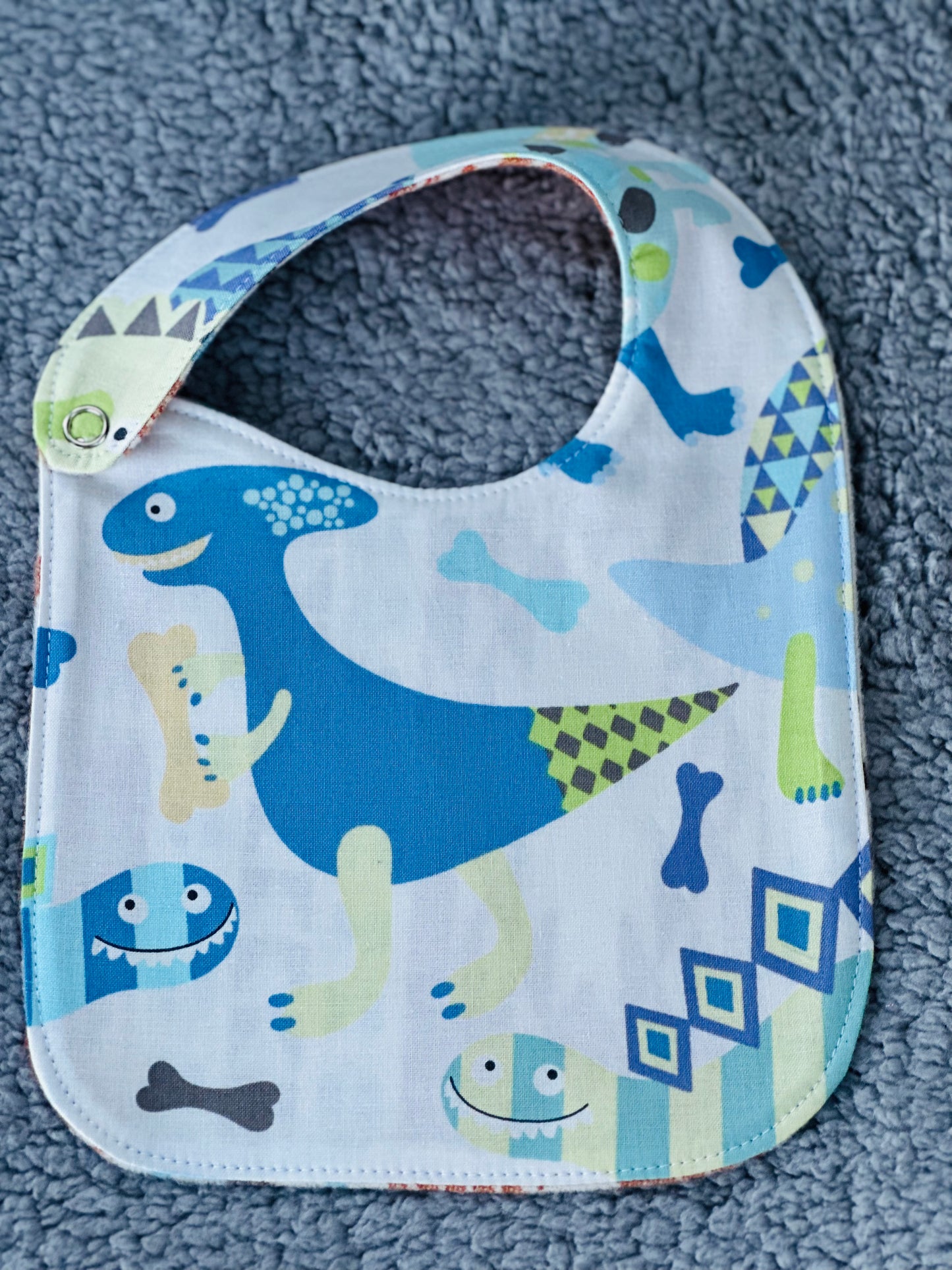 Bib SNAP - (Baby) Dinos